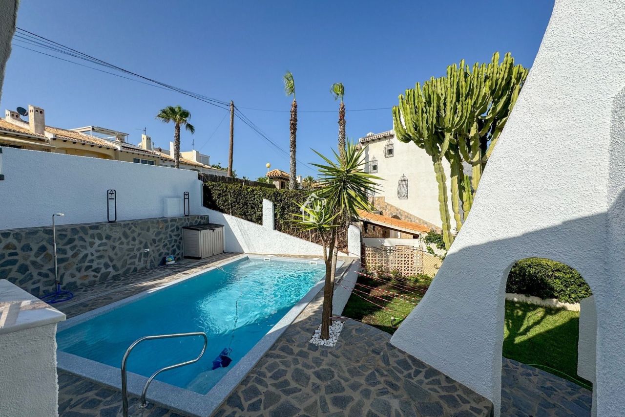 Вилла в Ориуэла Коста, Испания, 250 м² - фото 3