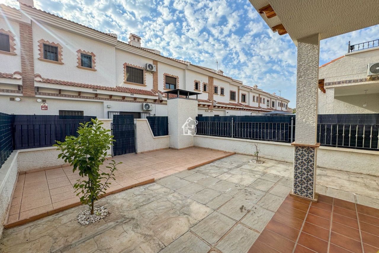 Бунгало в Сан-Мигель де Салинас, Испания, 140 м² - фото 4