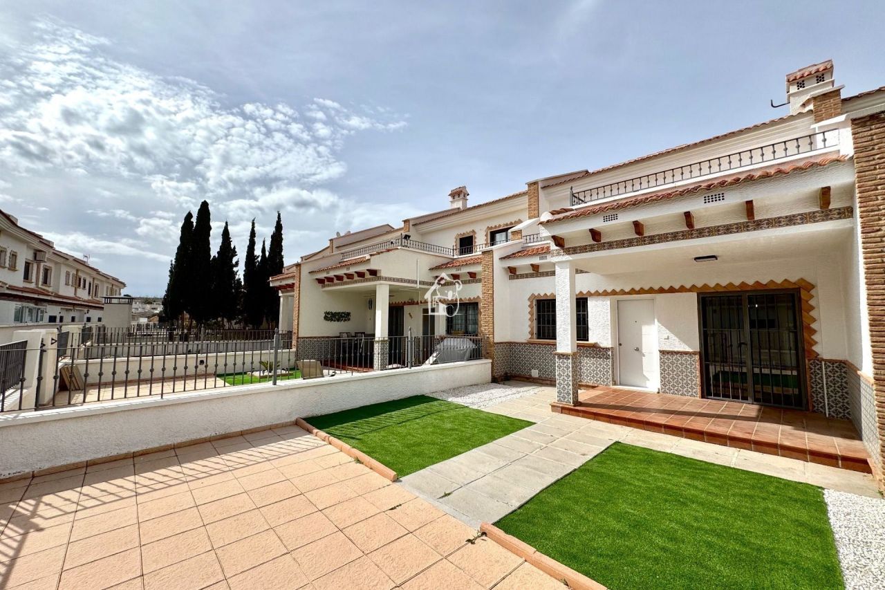 Шале в Сан-Мигель де Салинас, Испания, 106 м² - фото 4