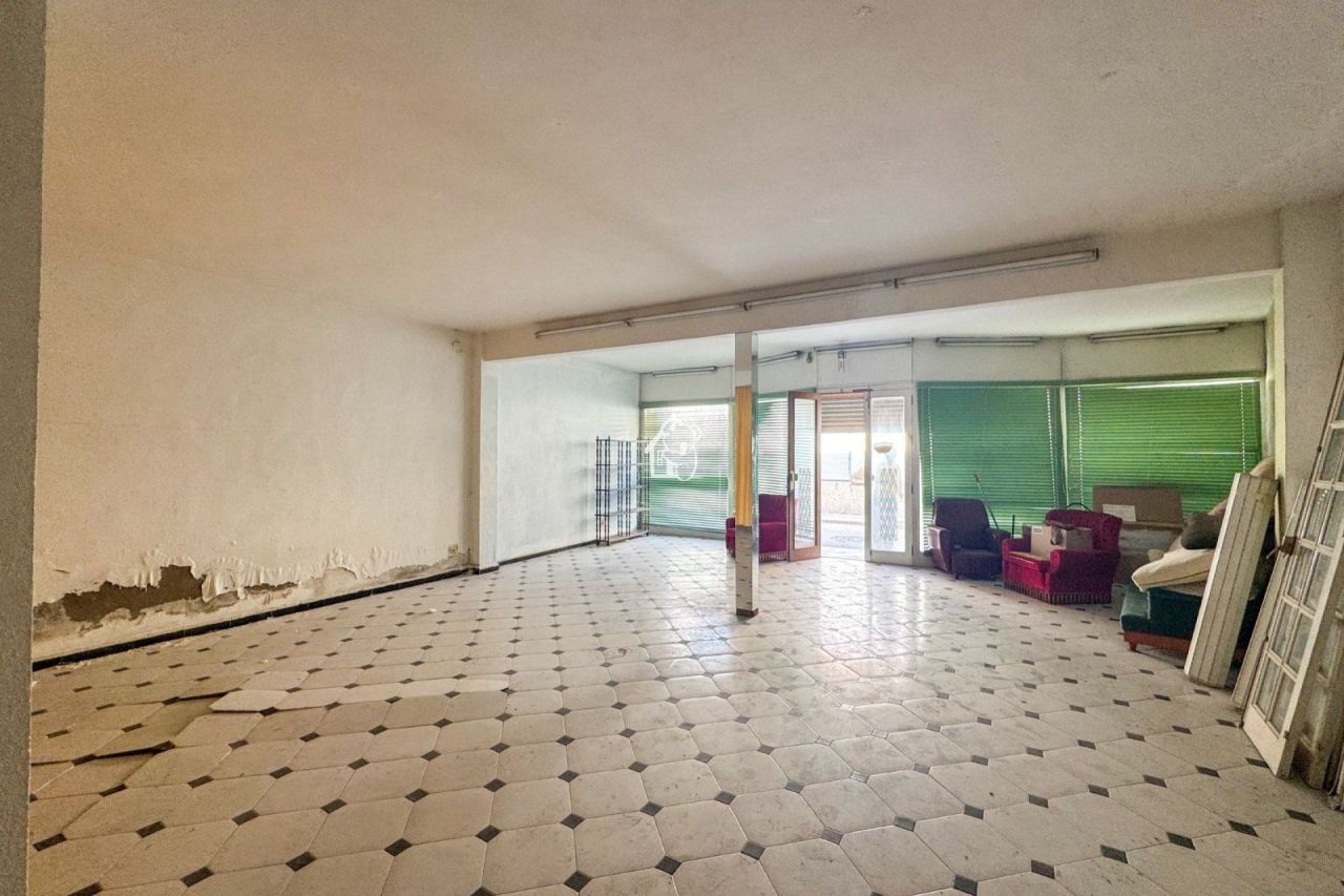 Магазин в Сан-Мигель де Салинас, Испания, 362 м² - фото 5