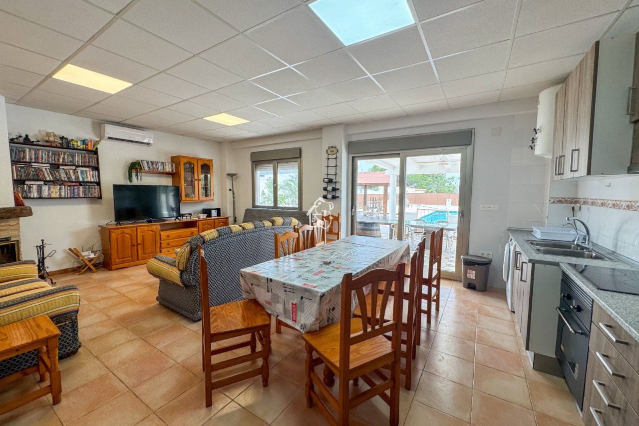 Шале в Пилар-де-ла-Орадада, Испания, 110 м² - фото 5