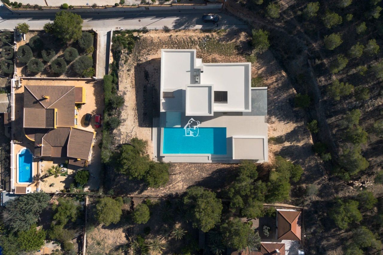 Земля в Ориуэле, Испания, 2 734 м² - фото 5