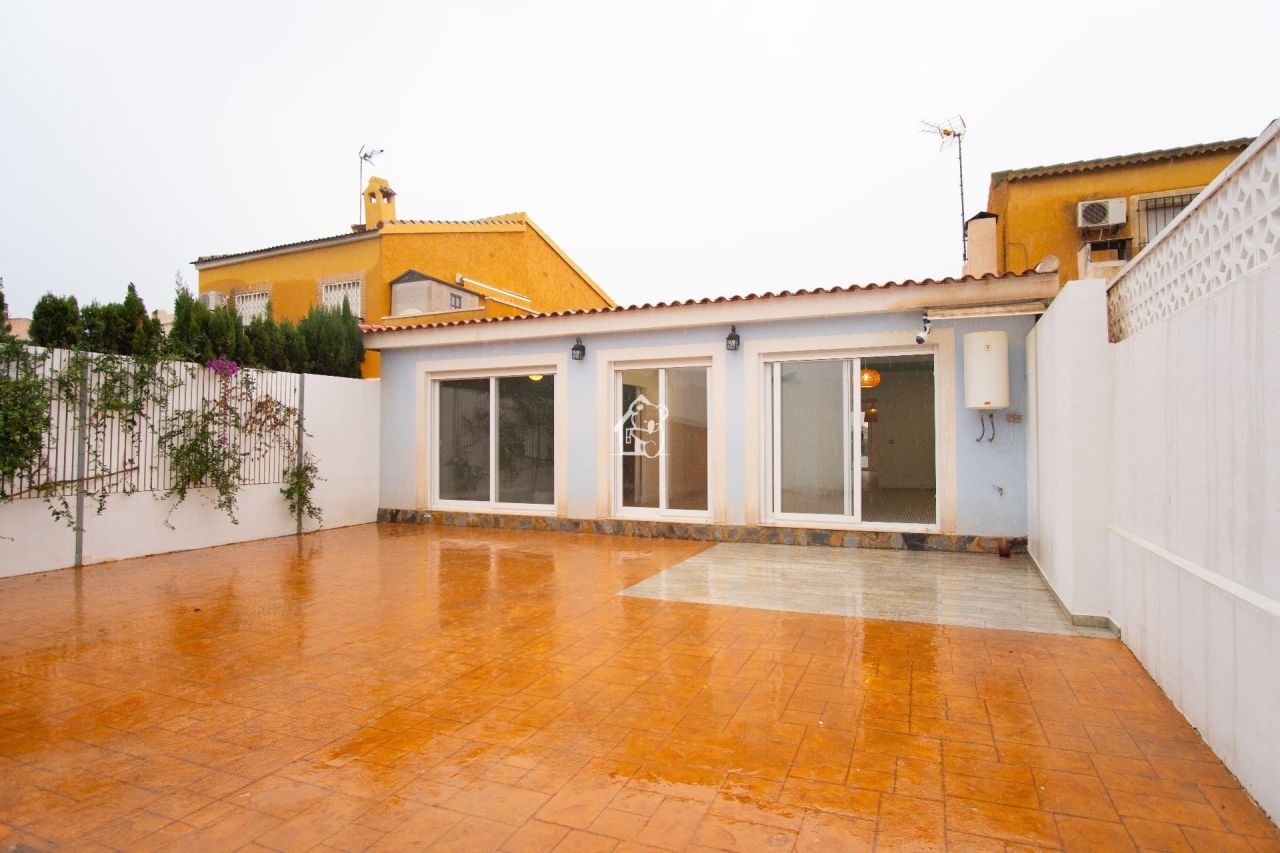 Вилла в Торревьехе, Испания, 166 м² - фото 5