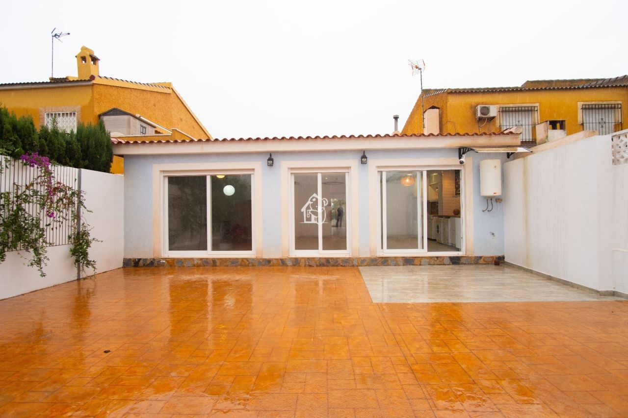 Вилла в Торревьехе, Испания, 166 м² - фото 6