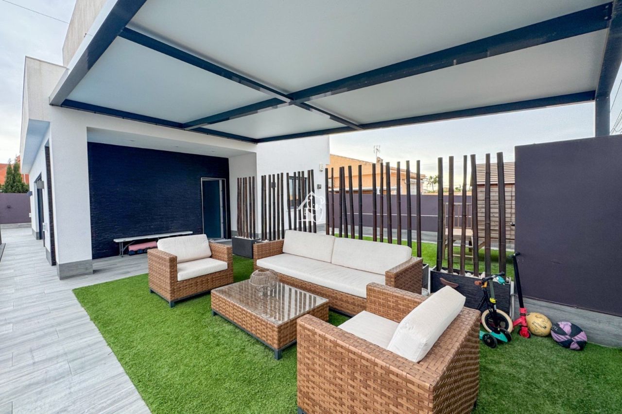 Вилла в Торревьехе, Испания, 162 м² - фото 7