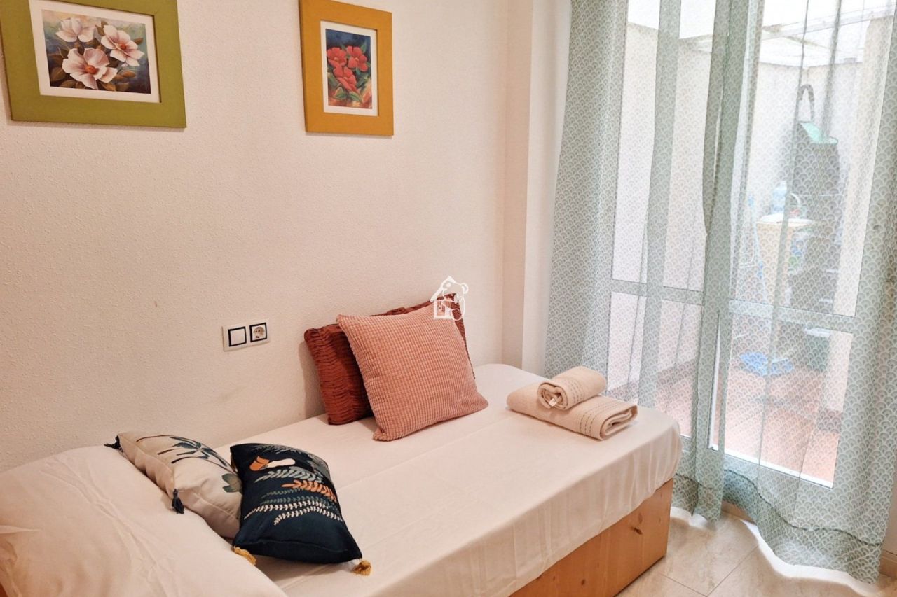 Апартаменты в Торревьехе, Испания, 69 м² - фото 8