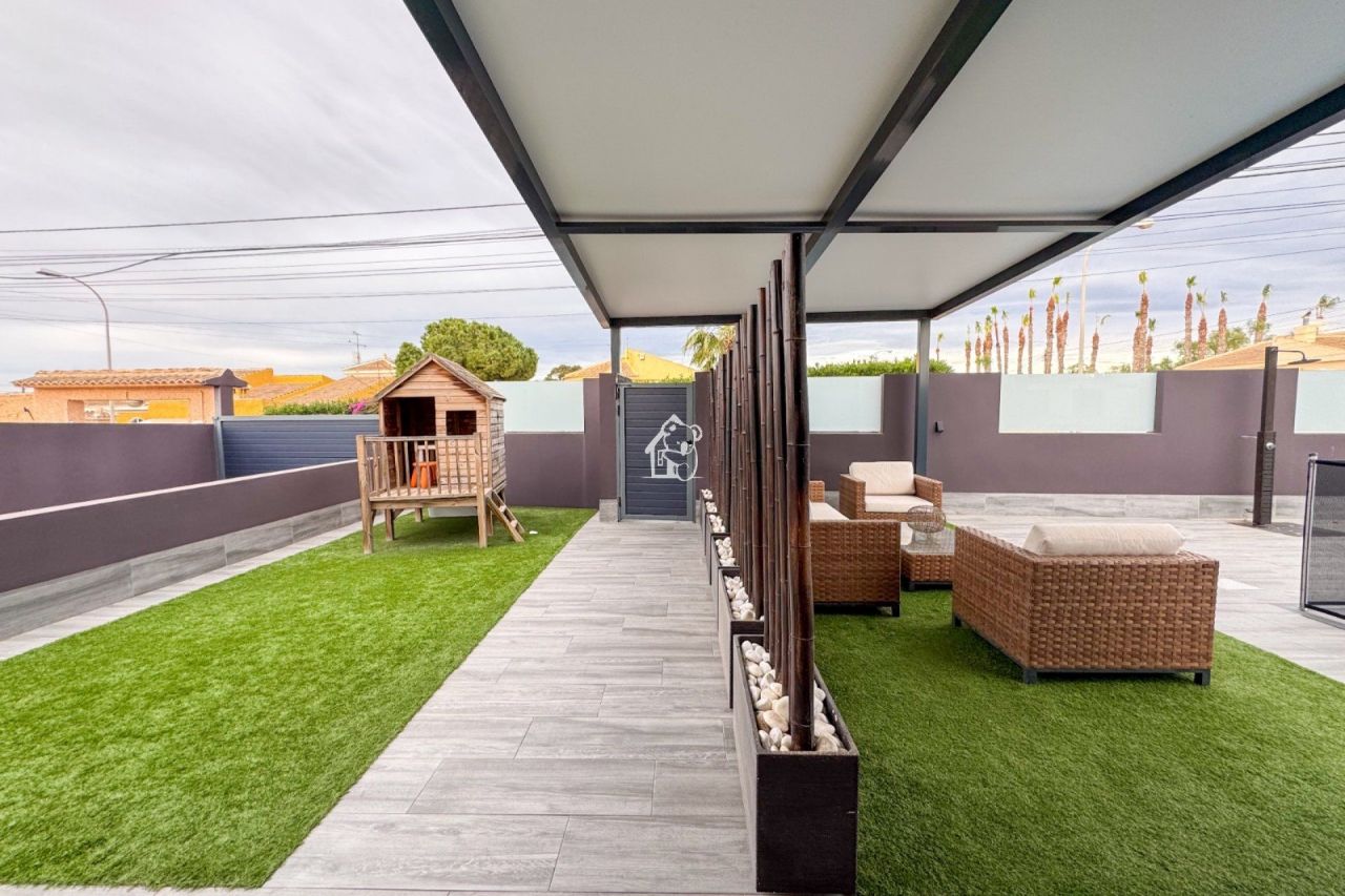 Вилла в Торревьехе, Испания, 162 м² - фото 8