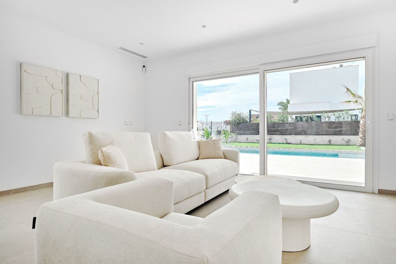 Вилла в Лас-Монтезиносе, Испания, 301 м² - фото 8