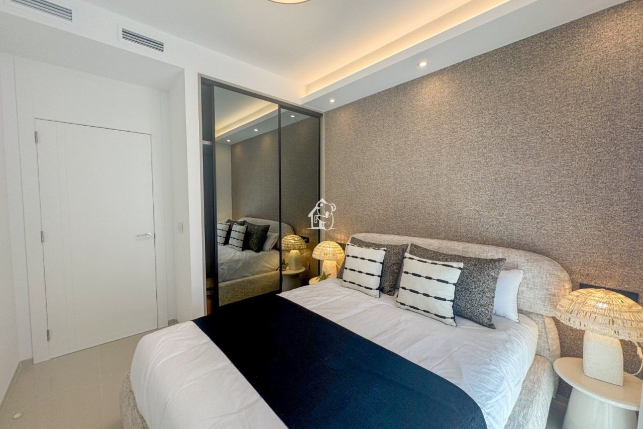 Шале в Сьюдад-Кесада, Испания, 168 м² - фото 9