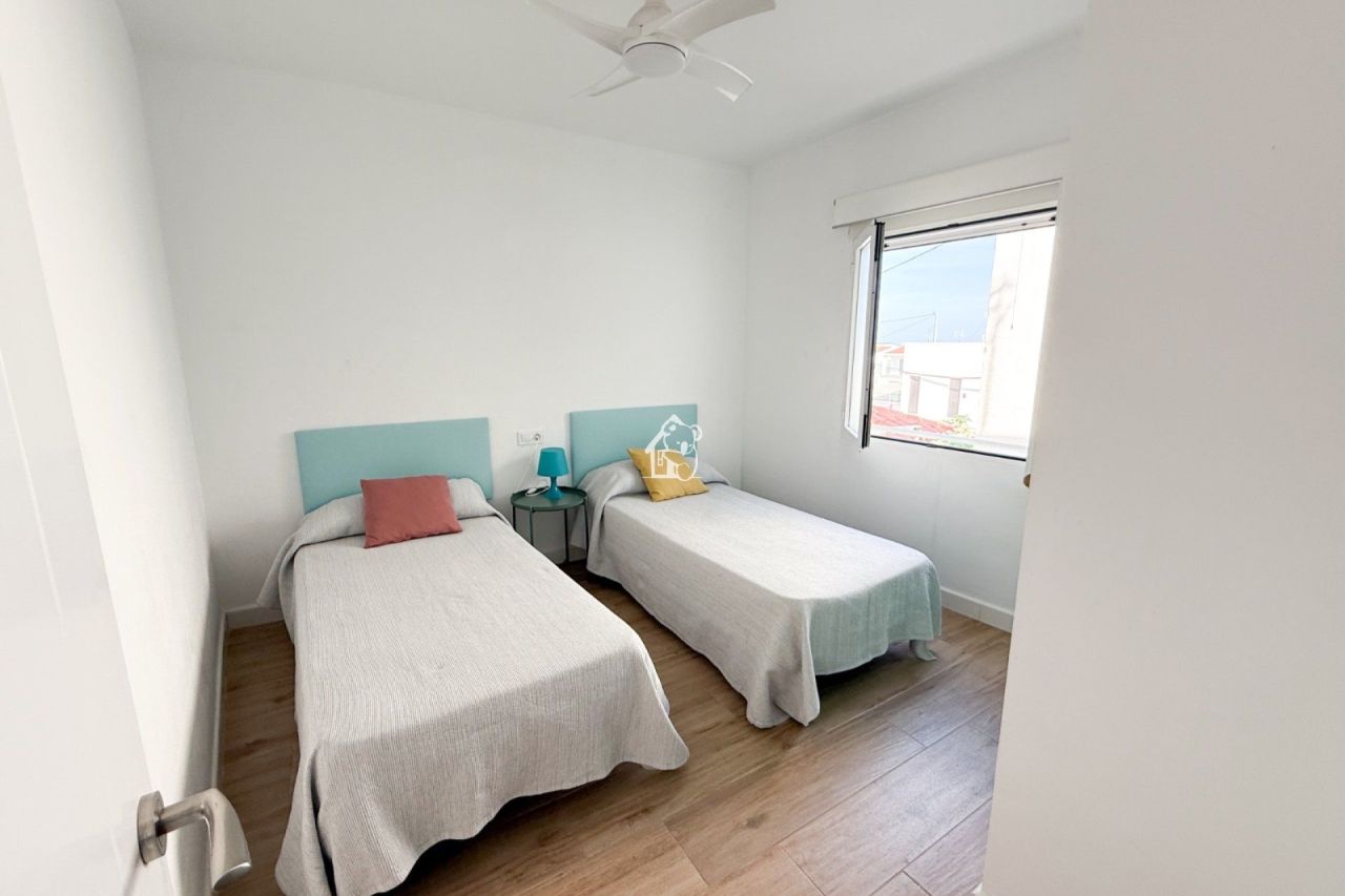 Апартаменты в Торре де ла Орадада, Испания, 50 м² - фото 9