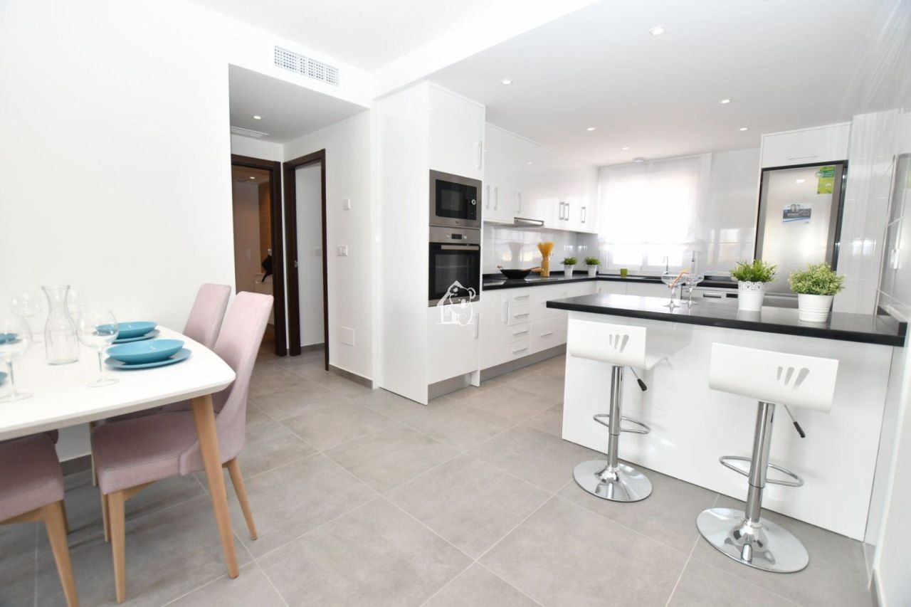 Апартаменты в Сан-Мигель де Салинас, Испания, 75 м² - фото 9