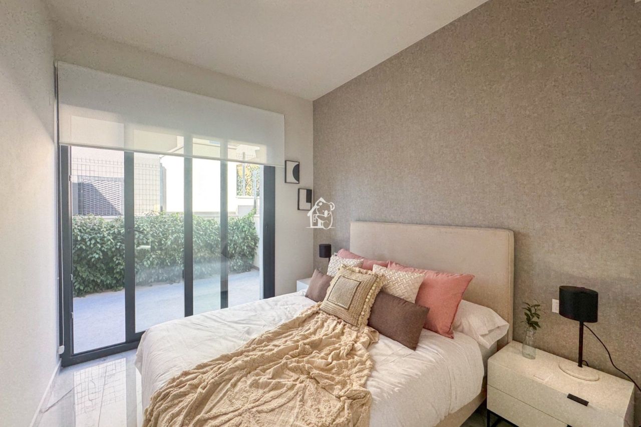 Вилла в Сьюдад-Кесада, Испания, 167 м² - фото 9