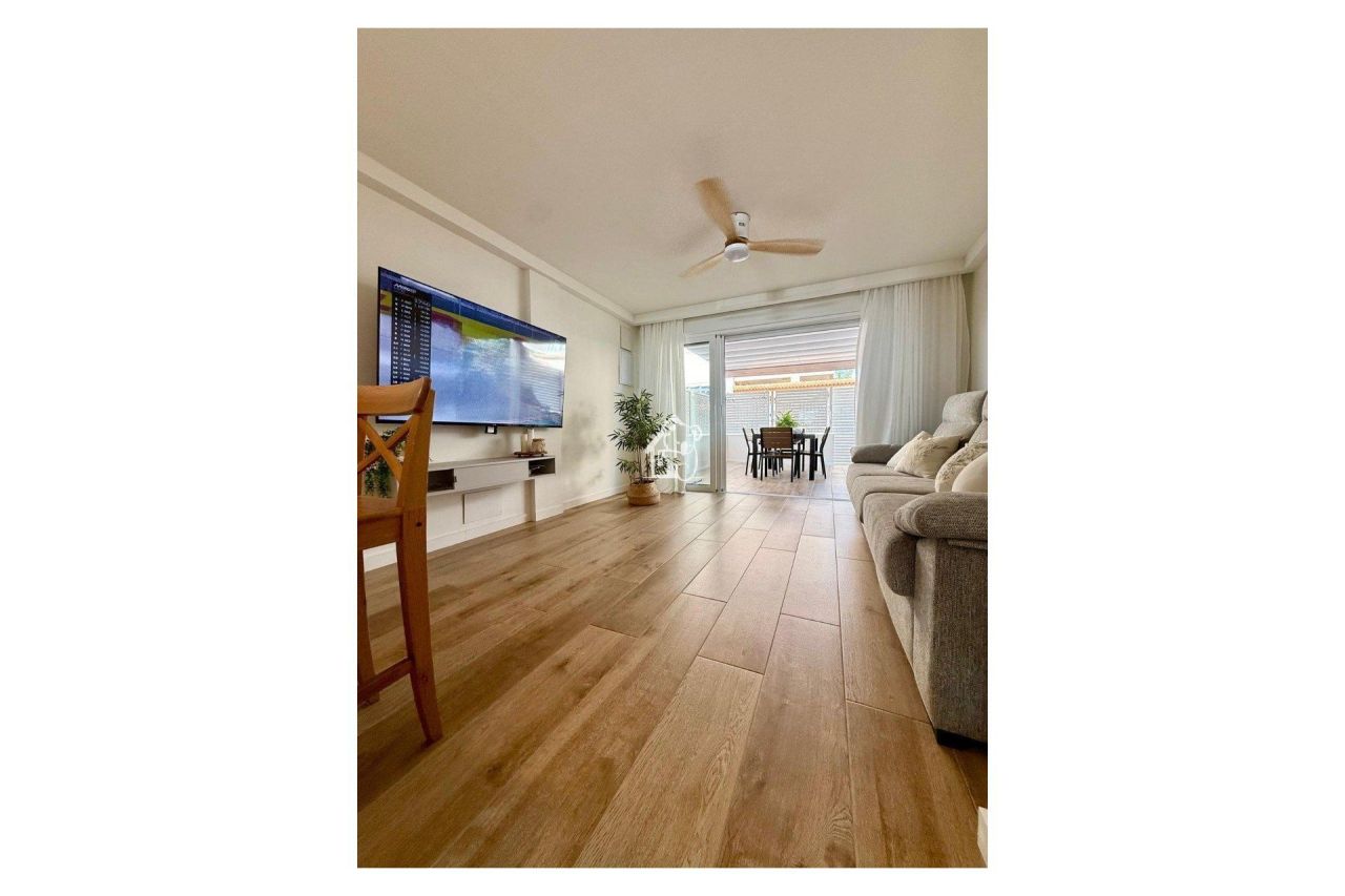 Бунгало в Деэса-де-Кампоаморе, Испания, 80 м² - фото 9