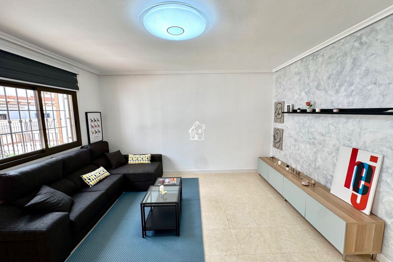 Шале в Сан-Мигель де Салинас, Испания, 106 м² - фото 9