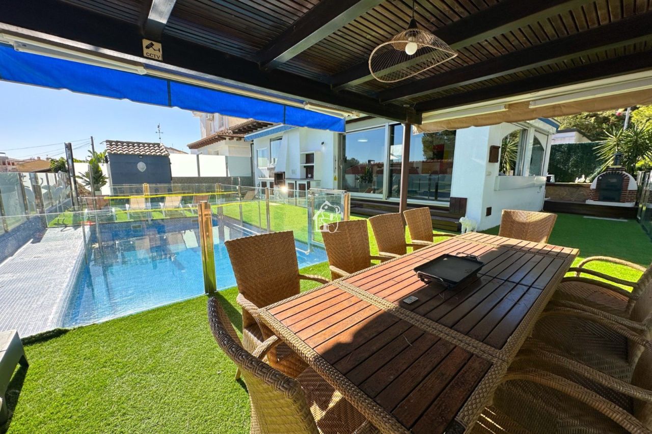 Дом в Ориуэла Коста, Испания, 170 м² - фото 10