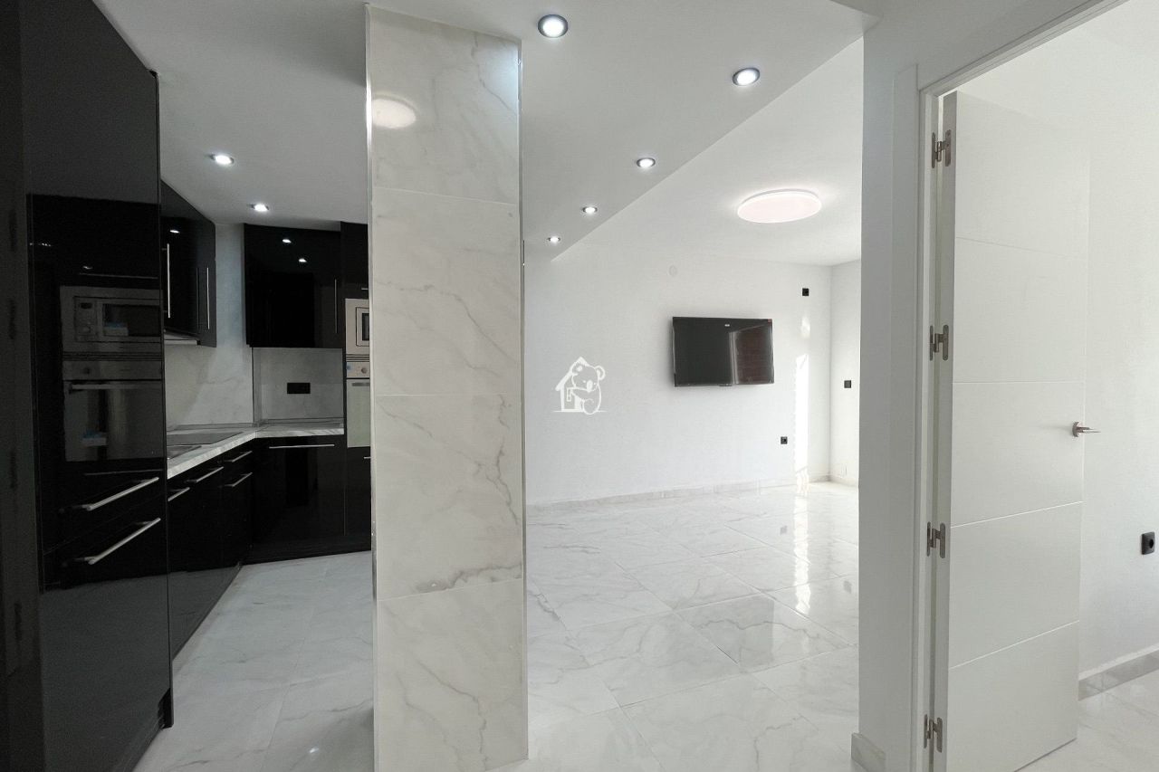 Квартира в Торревьехе, Испания, 75 м² - фото 10