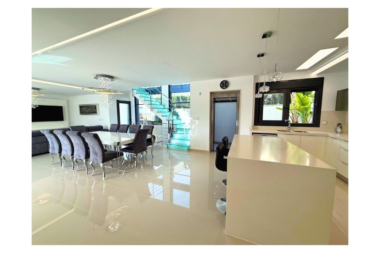 Вилла в Сан-Мигель де Салинас, Испания, 316 м² - фото 10