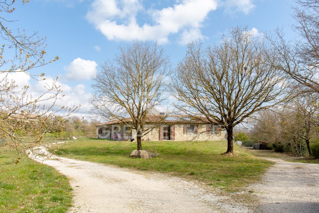 Дом в Пассиньяно-суль-Тразимено, Италия, 567.62 м² - фото 7