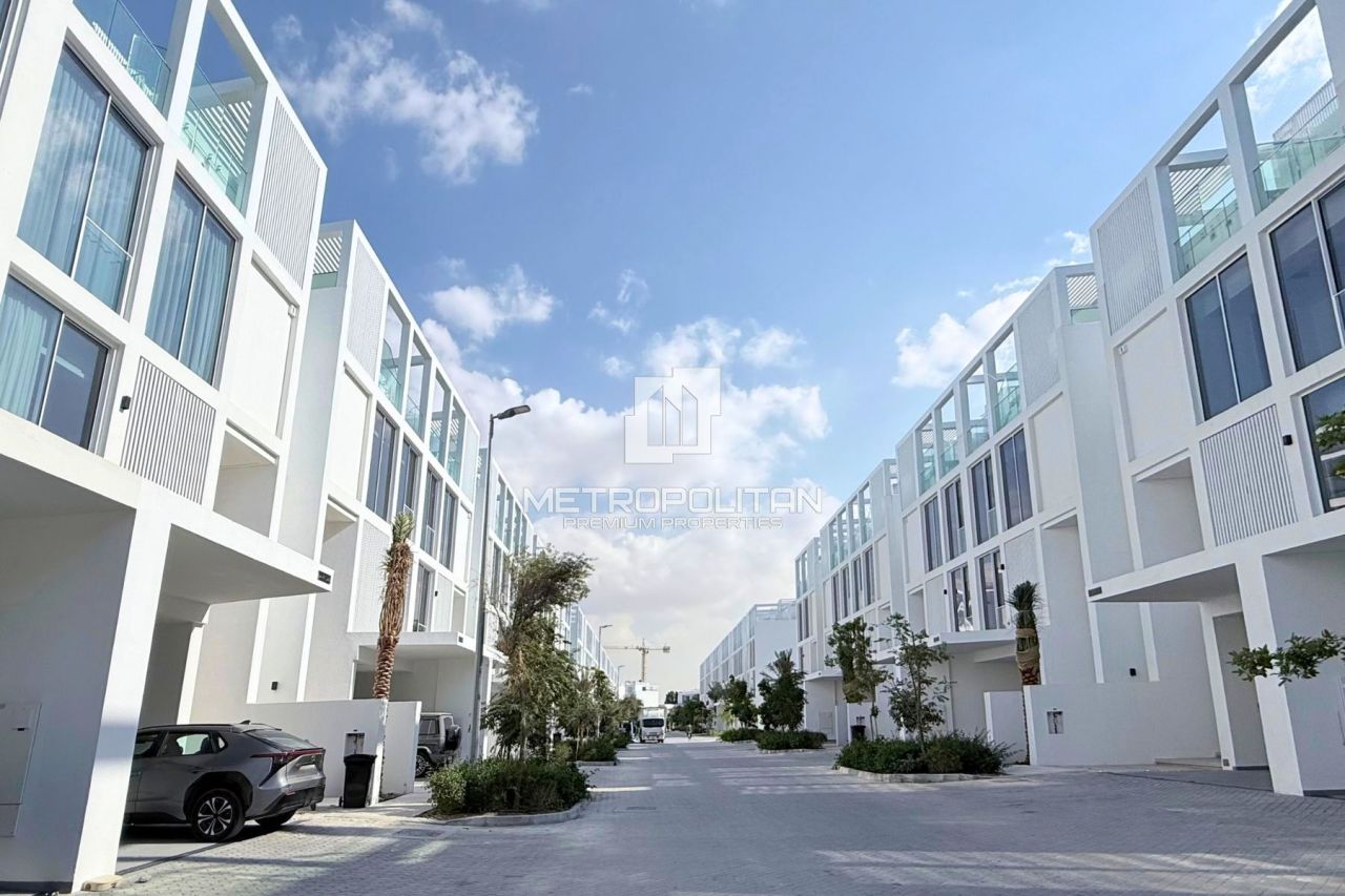 Вилла в Дубае, ОАЭ, 459 м² - фото 2