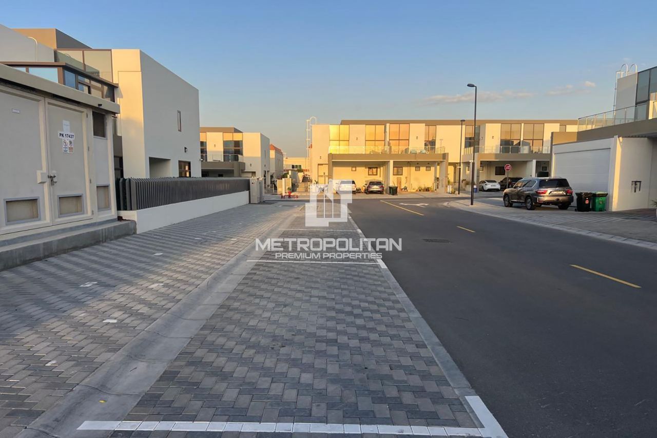 Таунхаус в Дубае, ОАЭ, 187 м² - фото 8