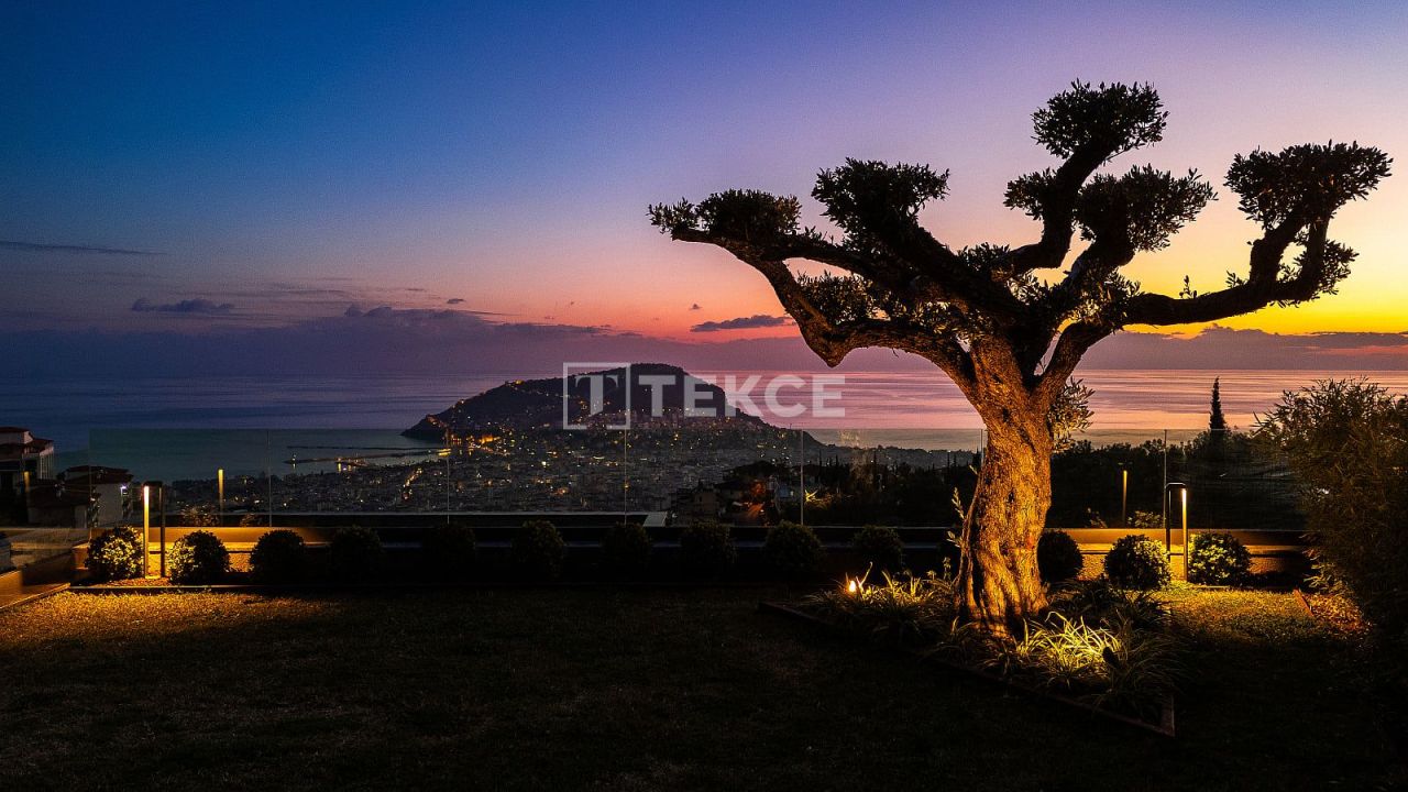 Вилла в Алании, Турция, 700 м² - фото 9