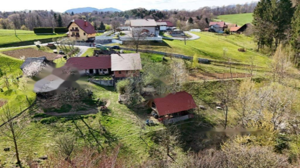 Ферма в Словенска-Бистрице, Словения, 16 038 м² - фото 1