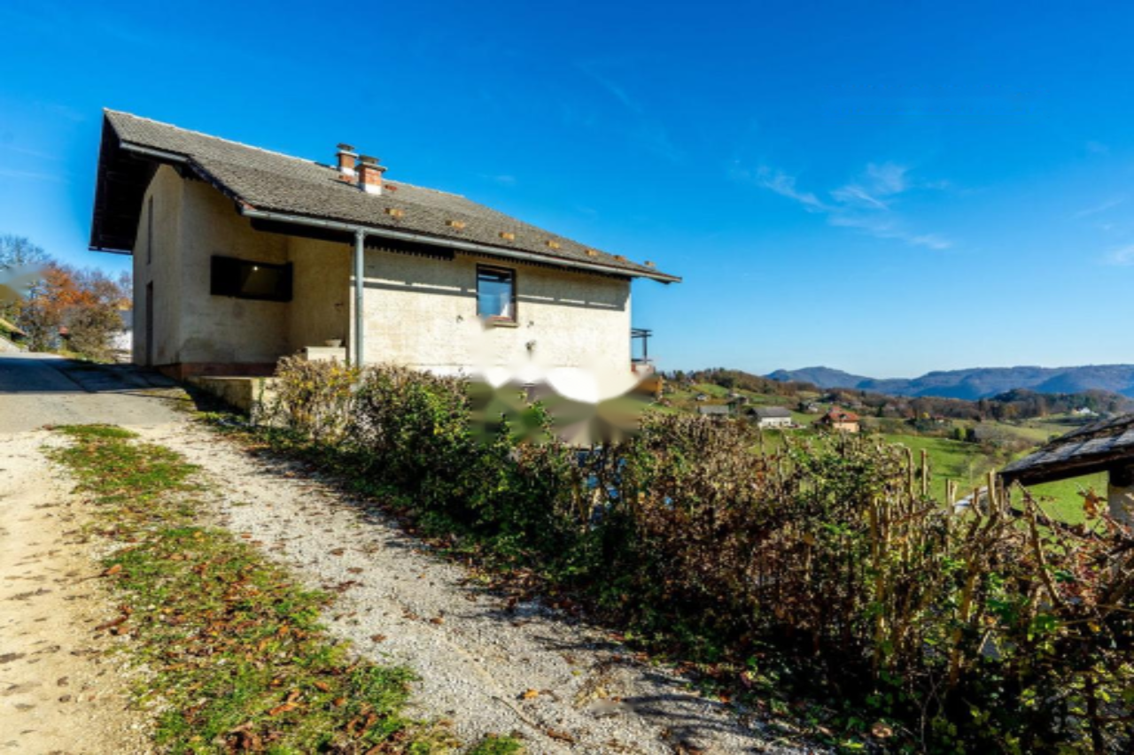 Дом в Севнице, Словения, 118 м² - фото 1