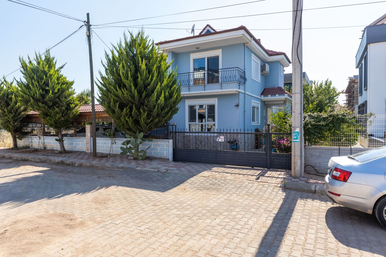 Дом в Анталии, Турция, 385 м² - фото 1