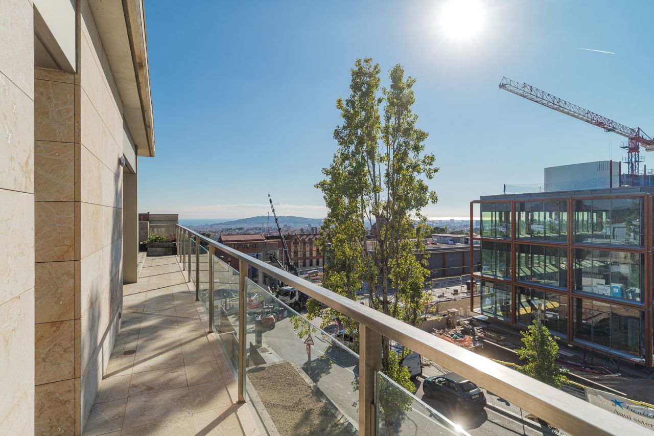 Квартира в Барселоне, Испания, 202 м² - фото 2