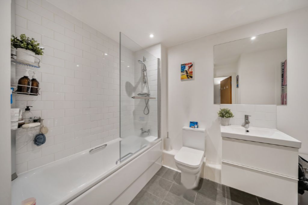 Квартира в Лондоне, Великобритания, 46 м² - фото 14