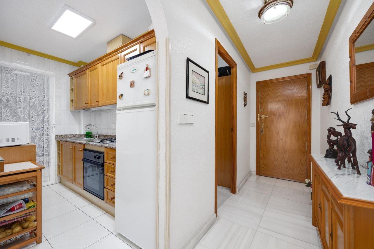 Квартира в Торревьехе, Испания, 65 м² - фото 14