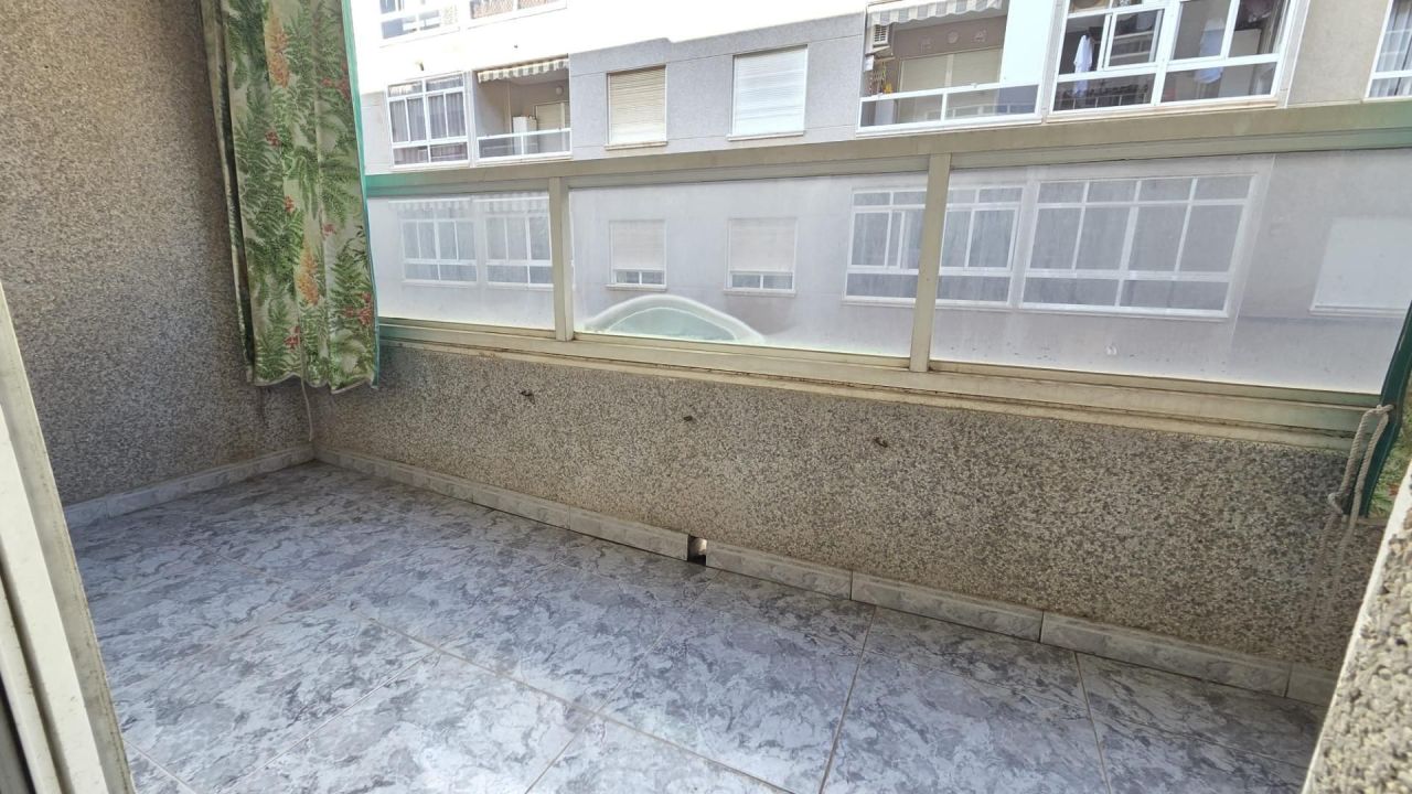 Квартира в Торревьехе, Испания, 60 м² - фото 2