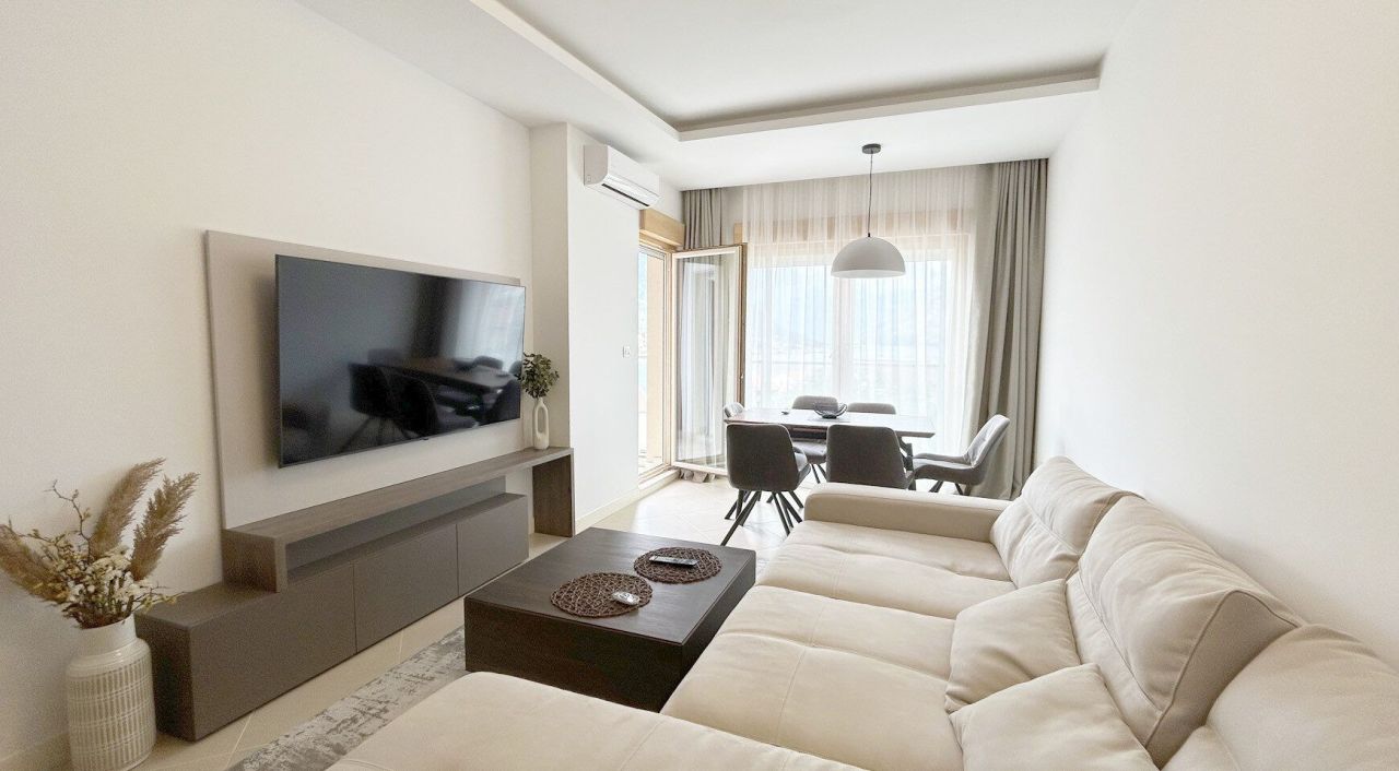 Квартира в Доброте, Черногория, 52 м² - фото 1