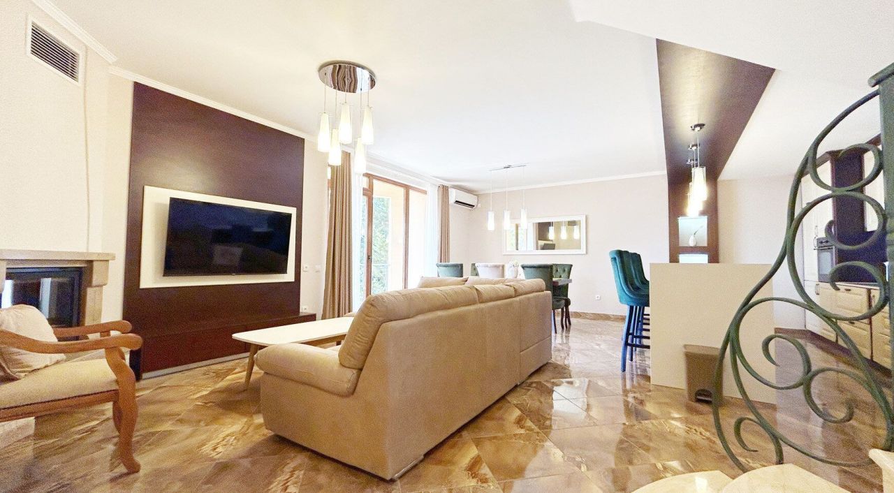 Вилла в Баре, Черногория, 200 м² - фото 2