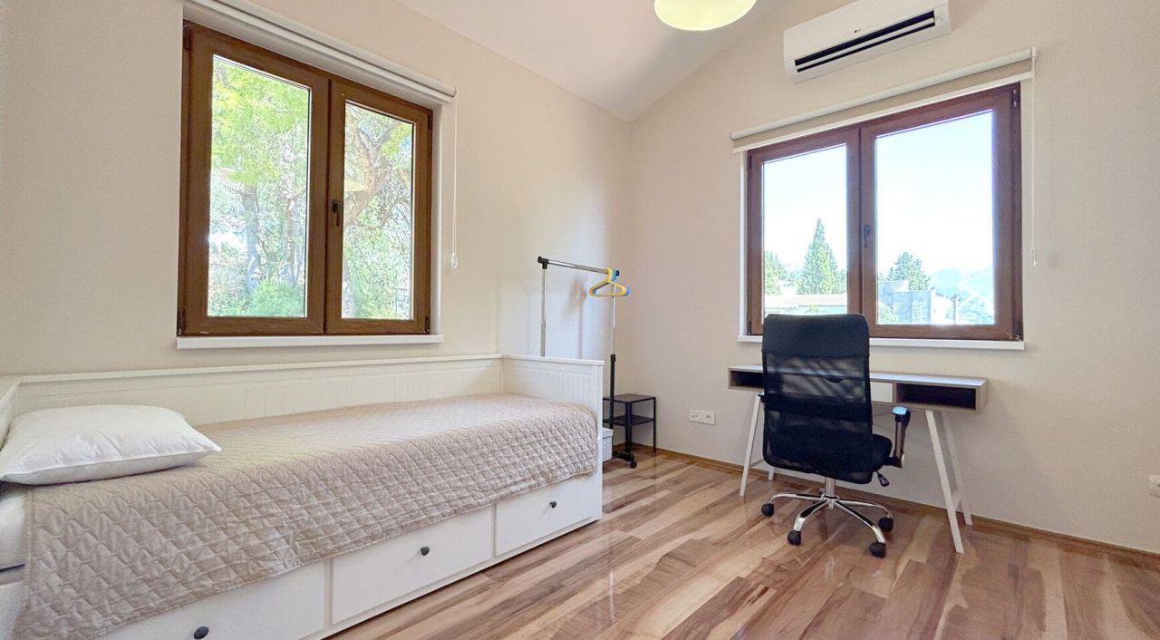 Вилла в Баре, Черногория, 200 м² - фото 15