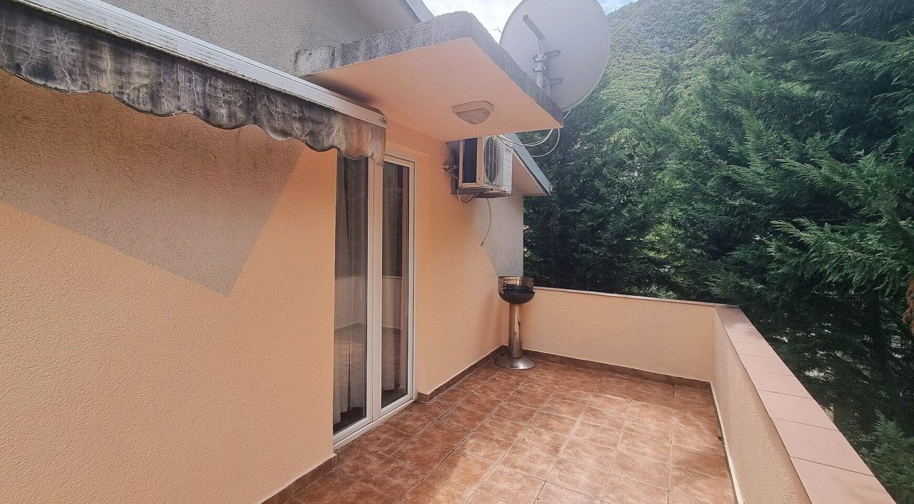 Квартира в Прчани, Черногория, 80 м² - фото 7