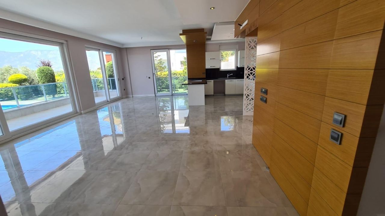 Вилла в Алании, Турция, 300 м² - фото 17