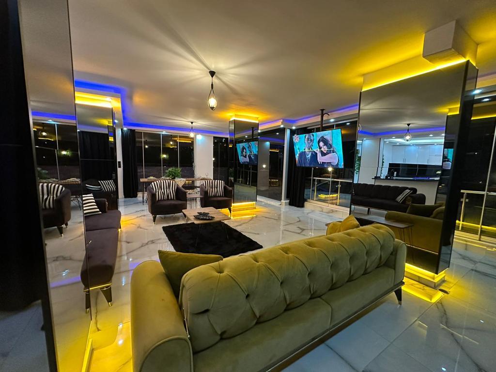 Вилла в Алании, Турция, 400 м² - фото 17