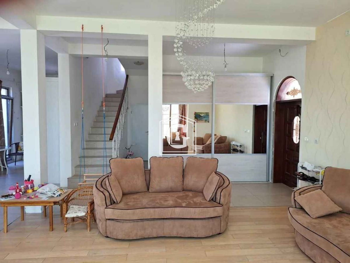 Вилла в Тивате, Черногория, 316 м² - фото 4