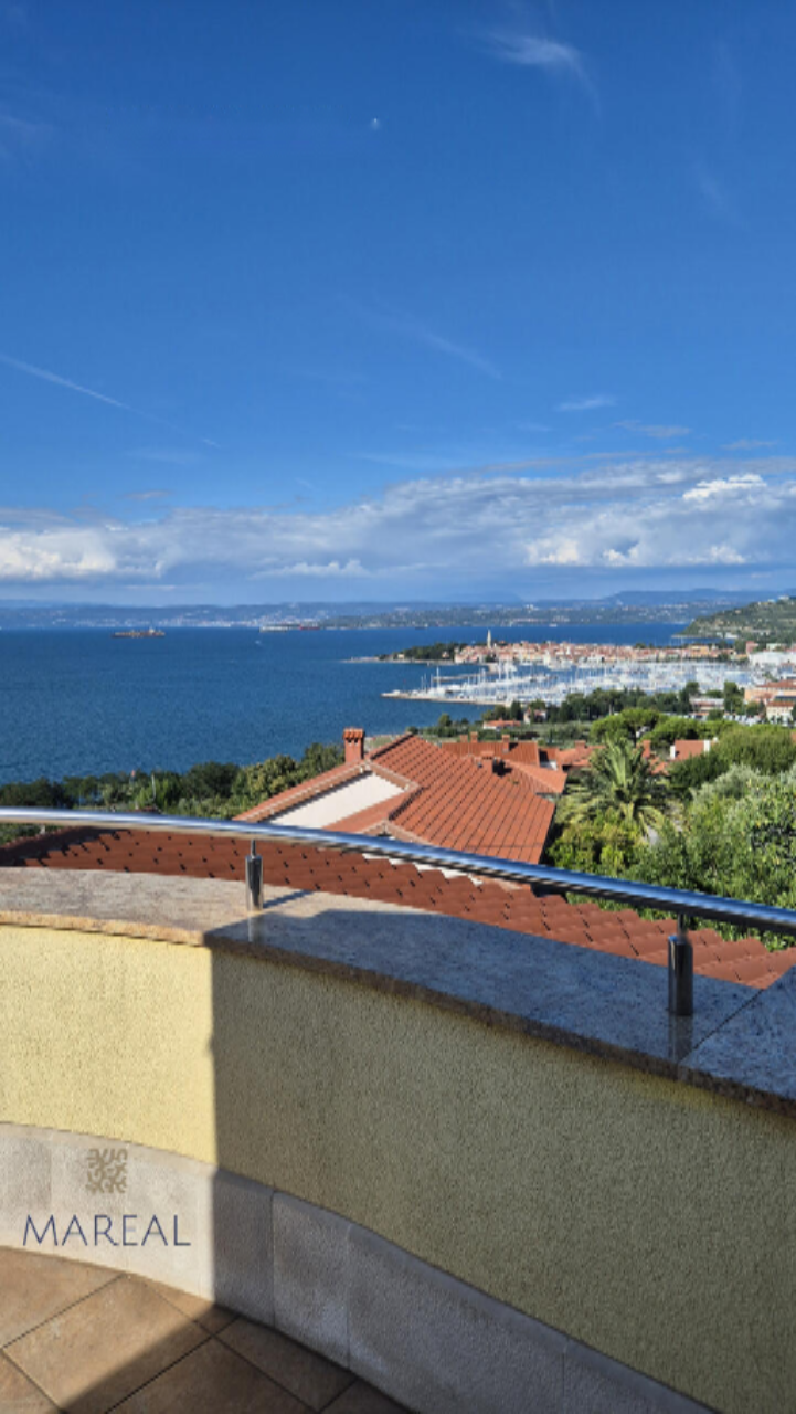 Дом в Изоле, Словения, 270 м² - фото 1