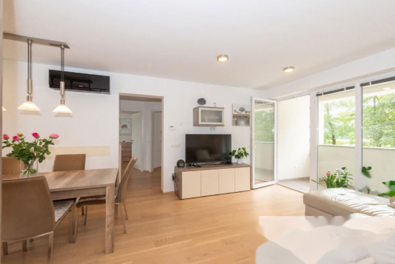 Квартира в Любляне, Словения, 90 м² - фото 1