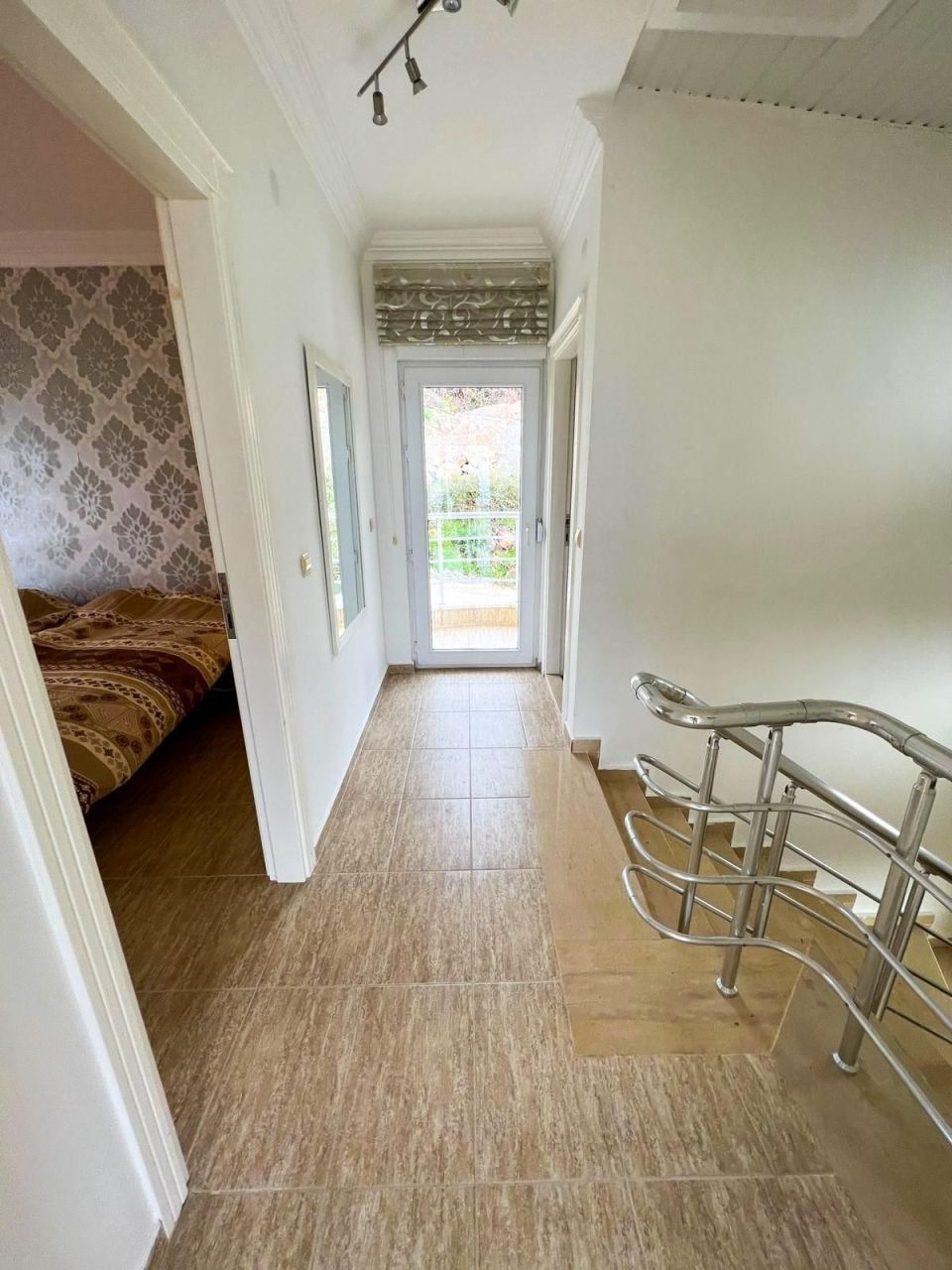 Вилла в Кестеле, Турция, 200 м² - фото 19