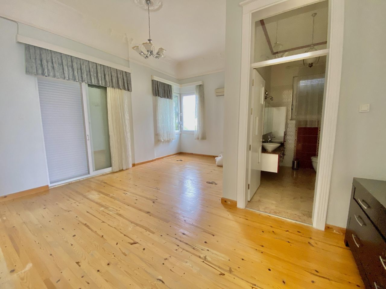 Вилла в Кестеле, Турция, 323 м² - фото 19