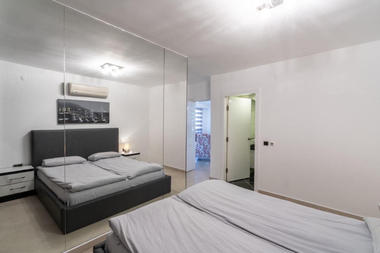 Квартира в Алании, Турция, 240 м² - фото 19