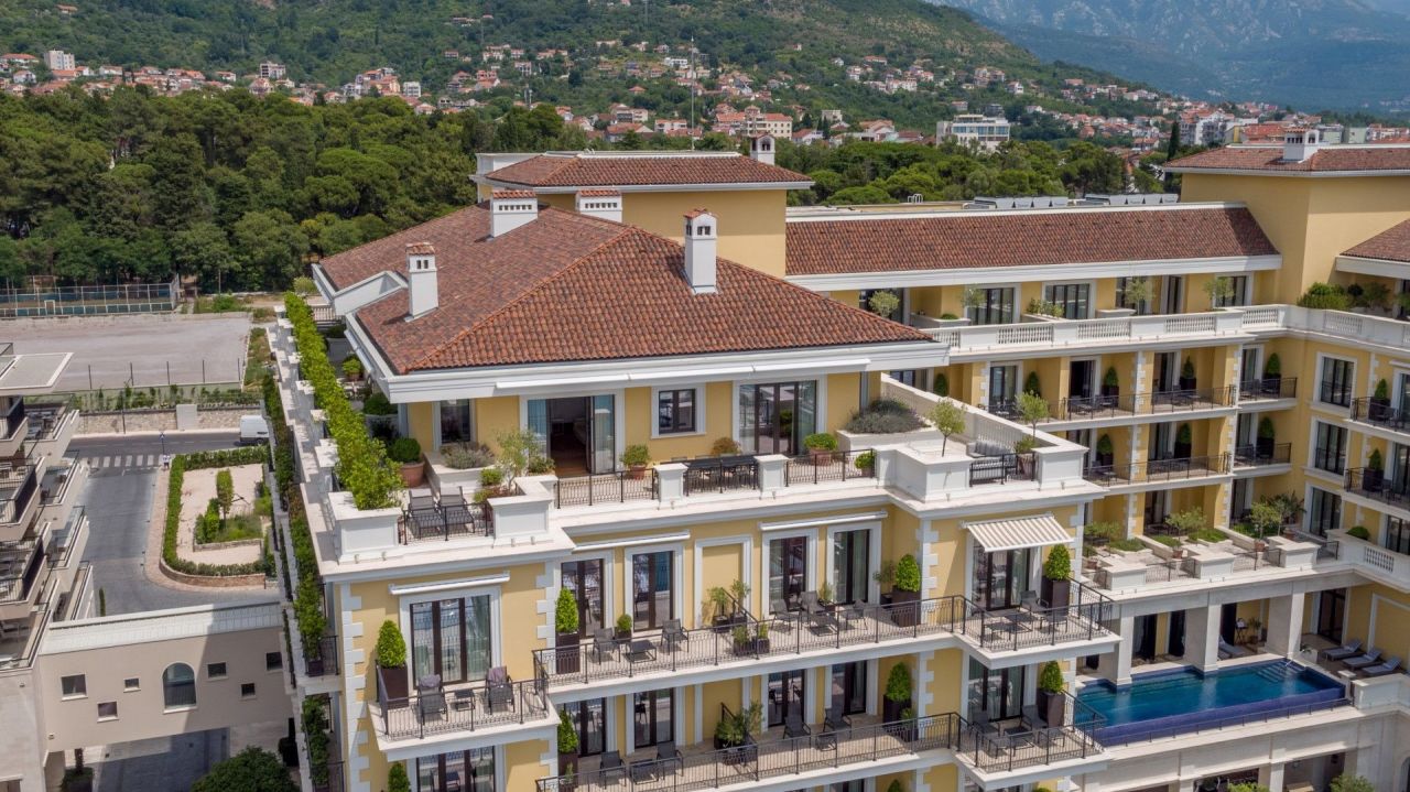 Апартаменты в Тивате, Черногория, 595 м² - фото 4