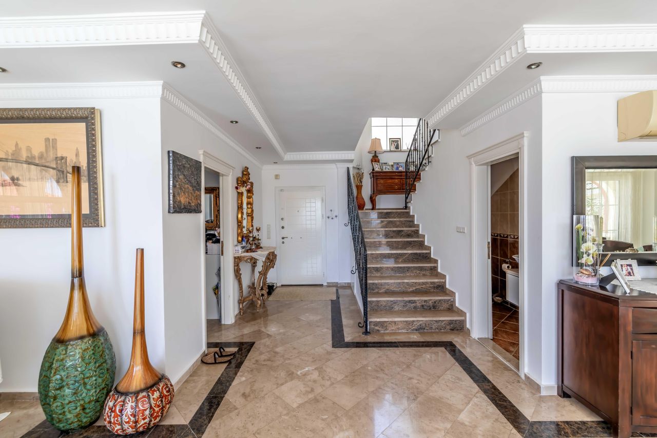Вилла в Алании, Турция, 300 м² - фото 19