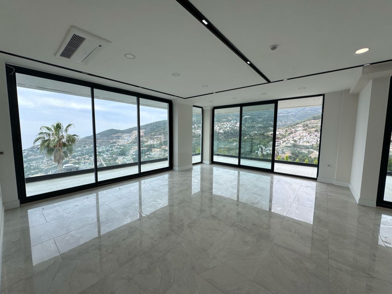 Вилла в Алании, Турция, 680 м² - фото 16