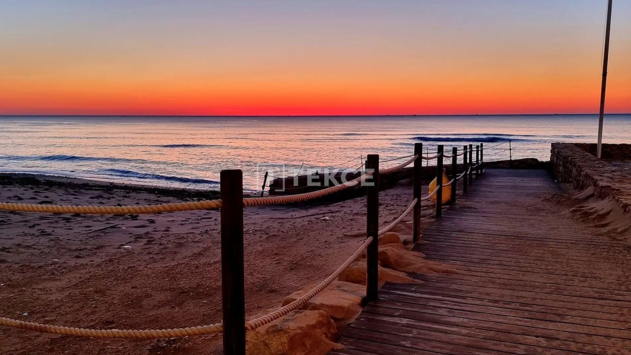 Вилла в Торревьехе, Испания, 311 м² - фото 8