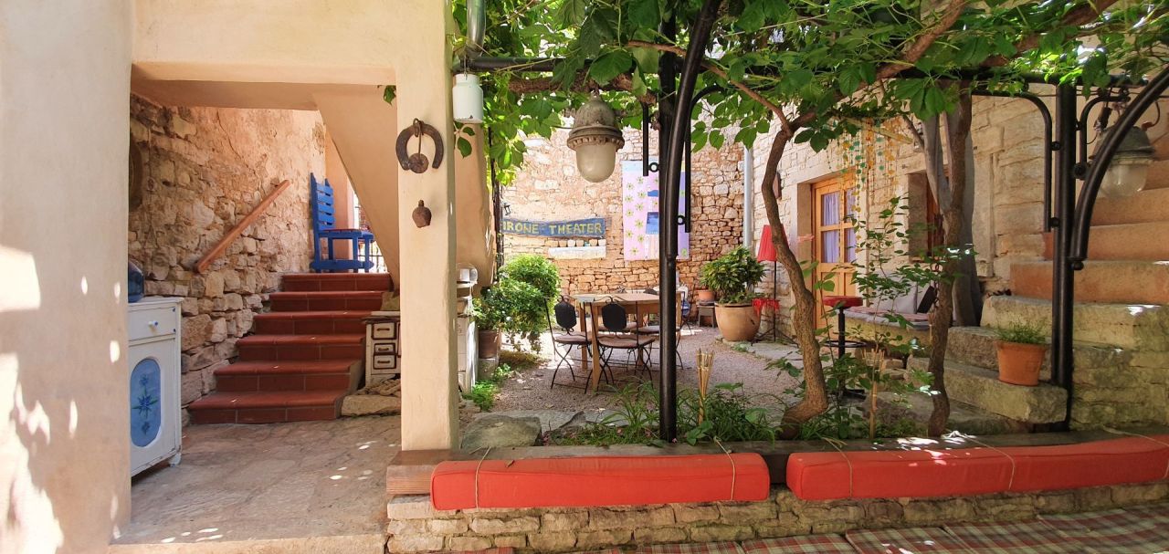 Отель, гостиница Bale, Хорватия, 400 м² - фото 5