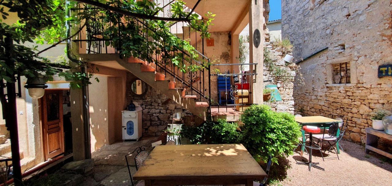 Отель, гостиница Bale, Хорватия, 400 м² - фото 8